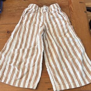 VGUC Old Navy Kids Striped wide legged Pants in Tan and White size 5